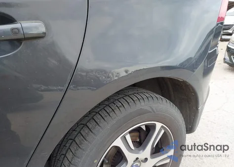 2012 Volvo Xc60 T6/T6 Platinum/T6 Premier Plus/T6 R-Design/T6 R-Design Platinum/T6 R-Design Premier Plus z USA, uszkodzony, nr VIN YV4902DZ7C2341168